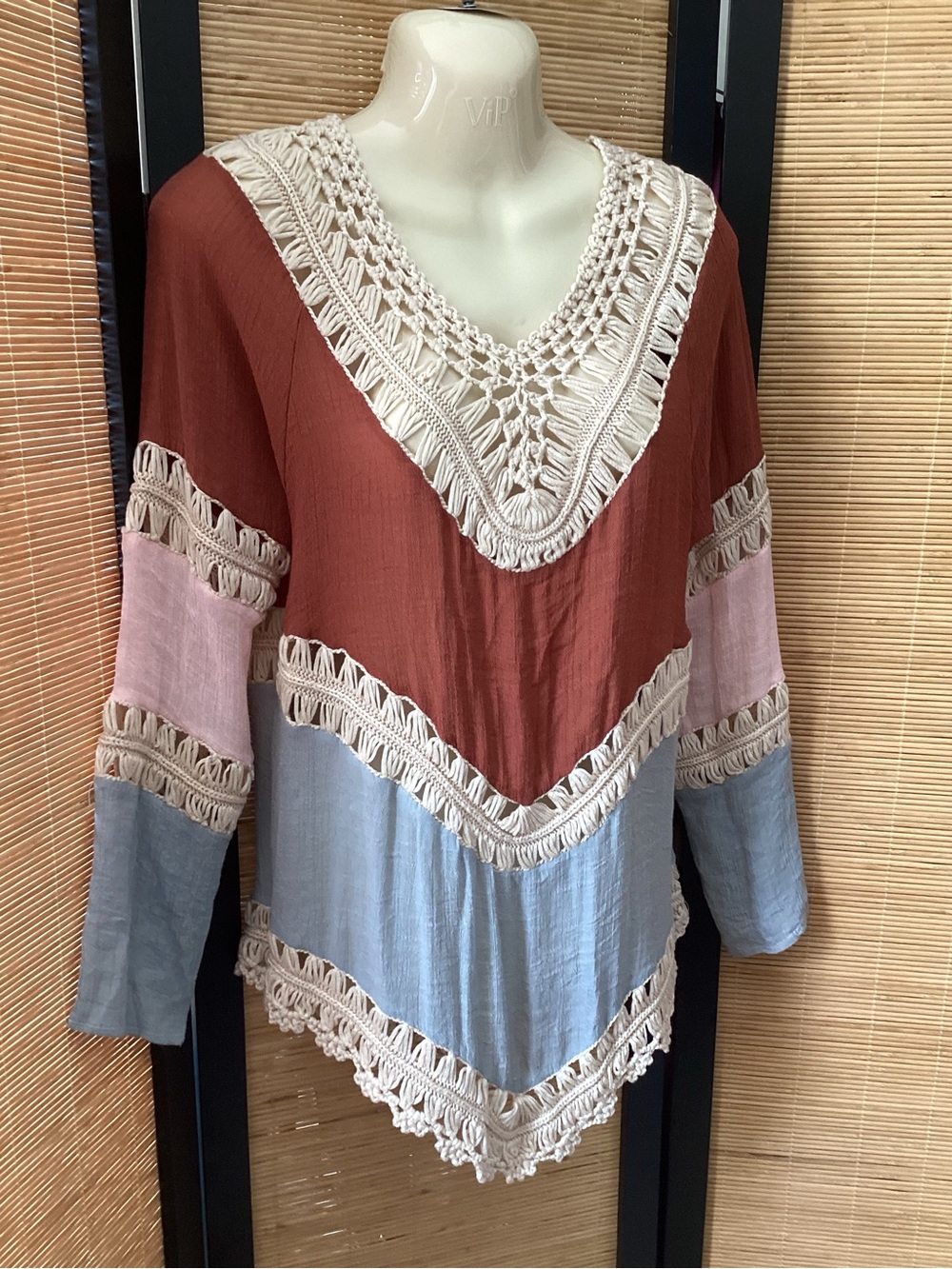 NWOT Boho crochet tunic top Sz Medium gauze panels coastal festival summer fall - Picture 2 of 5